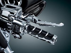 KINETIC GRIPS FOR KAWASAKI, SUZUKI, YAMAHA & VICTORY MODELS (CHROME/ BLACK)