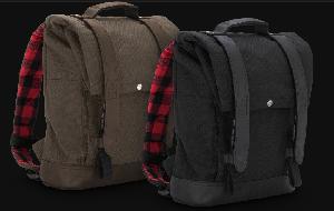 ROLL TOP BACKPACK ((BLACK OR DARK OAK))